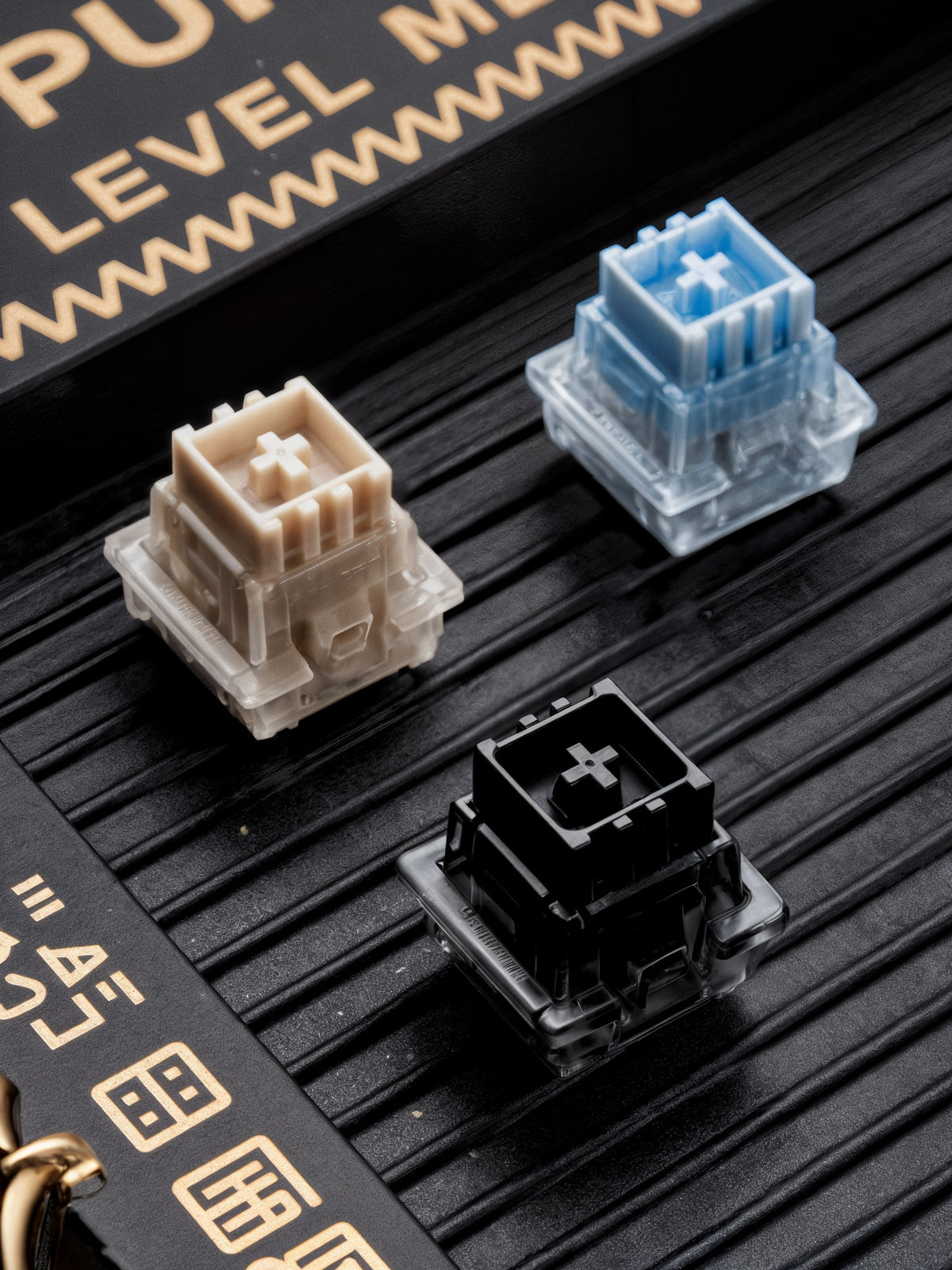 Heavy Linear Switch